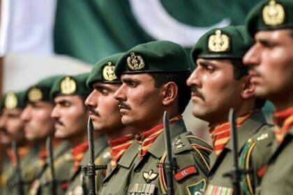 Reuters: Pakistan has deployed 30,000 to 40,000 troops in Saudi Arabia