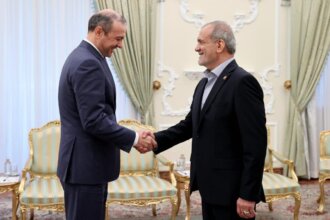 Pezeshkian in Meeting with Armenian Foreign Minister: Negotiation with a Party That Simultaneously Threatens and Attacks is Meaningless