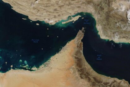 Telegraph: Deadlock in Hormuz Could Continue for Months or Years