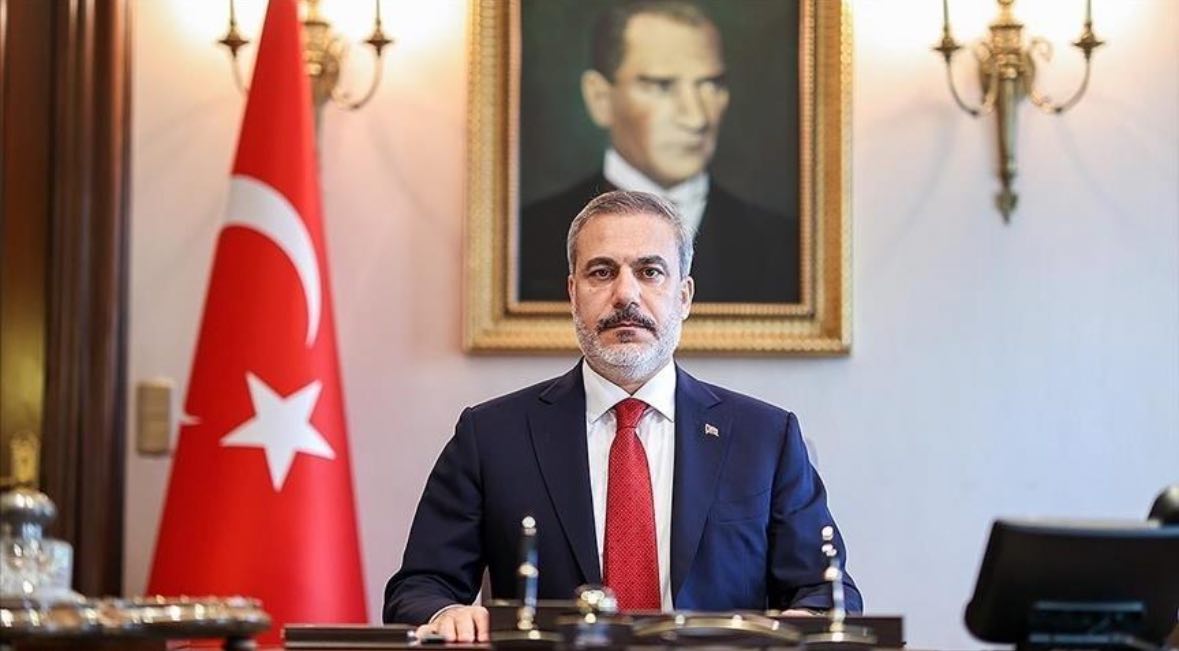 Turkish Foreign Minister Emphasizes on Maintaining Maritime Security in Hormuz and Bab al-Mandab